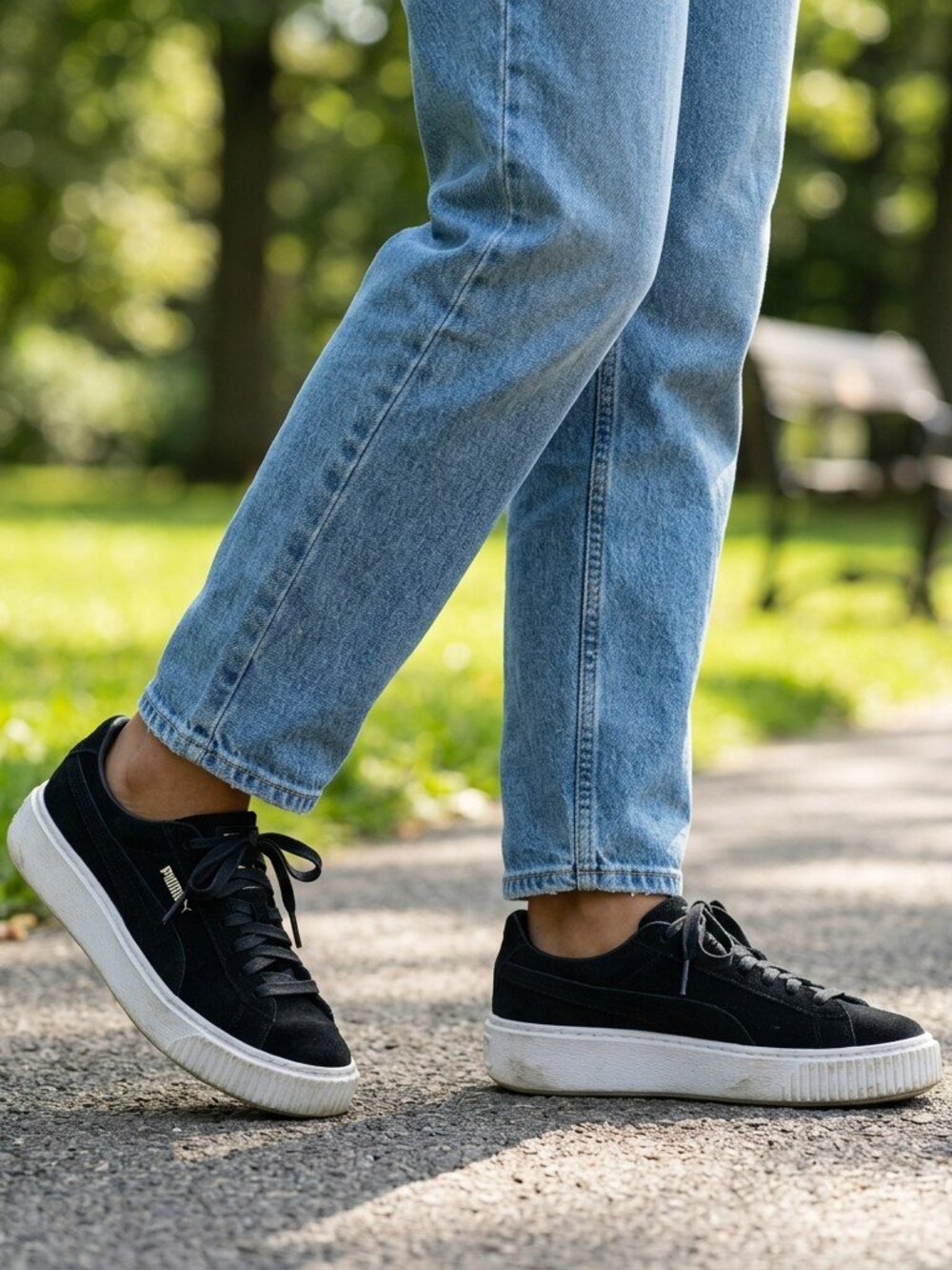 Puma Womens US 8 EU 38.5 Black Suede Platform Sneakers
